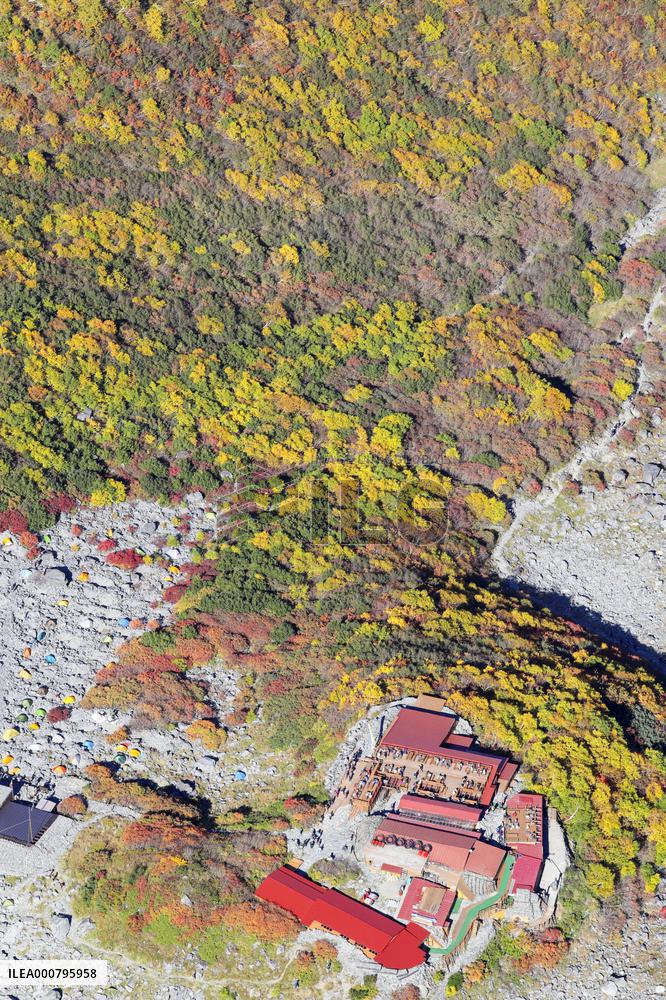 Viewing autumn leaves in Nagano, Japan