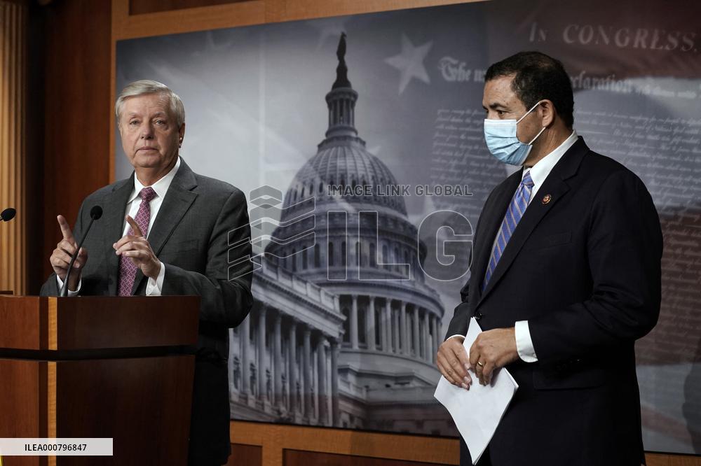 Lindsey Graham on the US-Mexico border - Washington