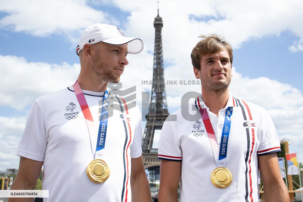 France Gold Medalists In The Men Double Sculls - Paris