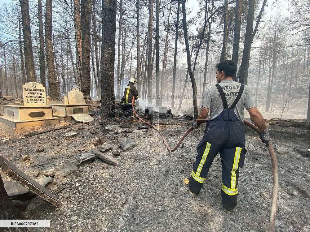 Wildfires continues at Manavgat - Turkey