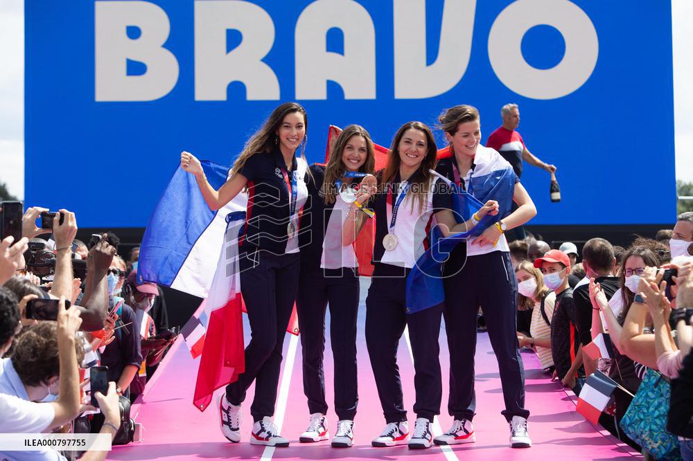 French Medalists of the Olympics Games at the Trocadero - Paris