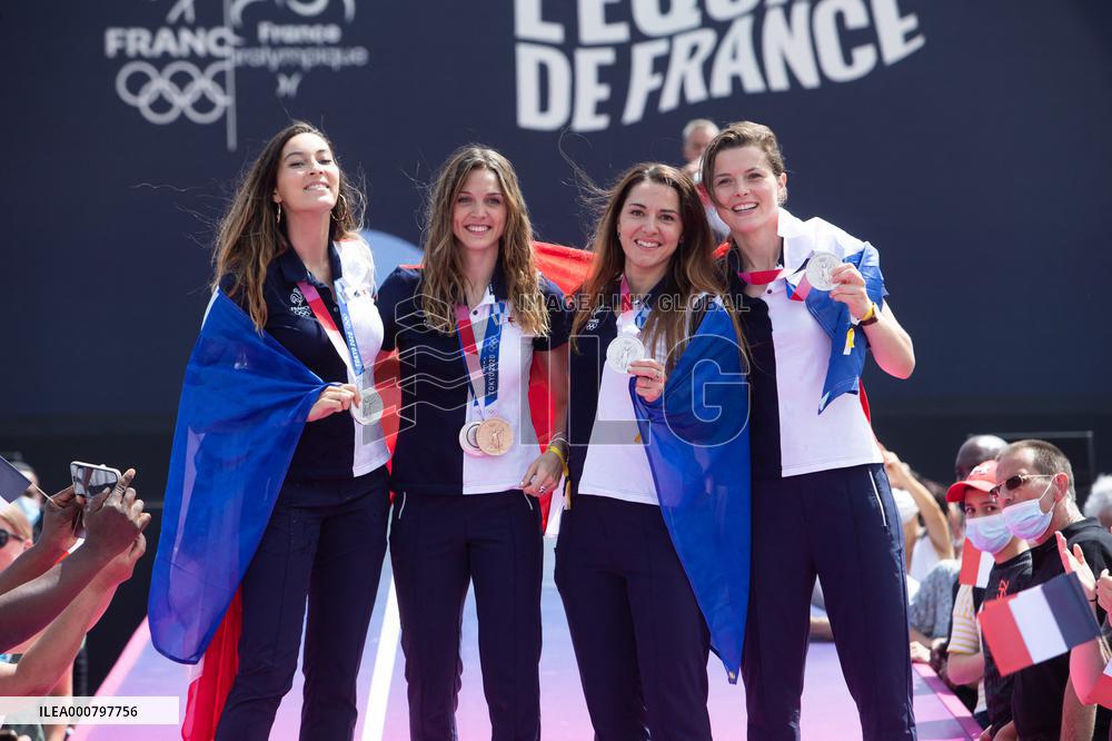 French Medalists of the Olympics Games at the Trocadero - Paris