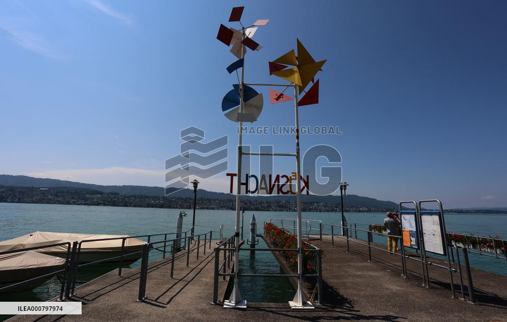 Village Of Kusnacht On The Shores Of Lake Zurich - Switzerland