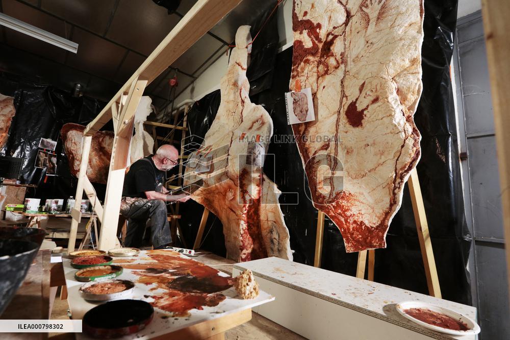 Construction Of Prehistoric Cosquer Cave 2 - Montignac