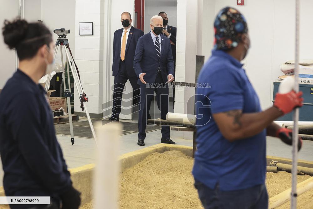 MD: U.S. President Joe Biden visits Plumbers and Gasfitters UA Local 5 Training Facility