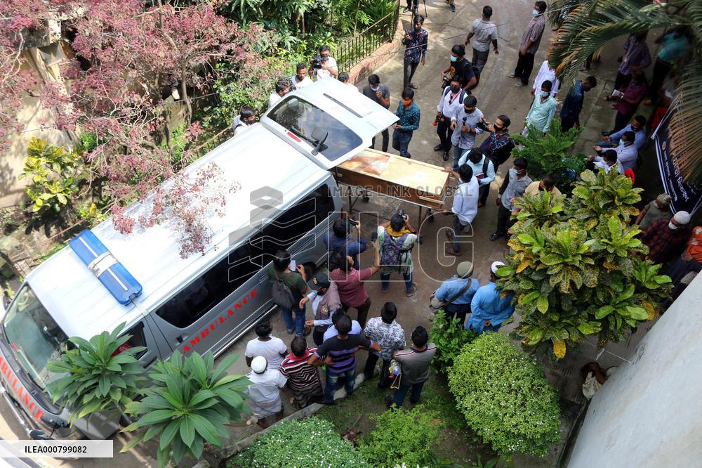 24 Corpses Of Factory Fire Handed Over To Relatives - Dhaka