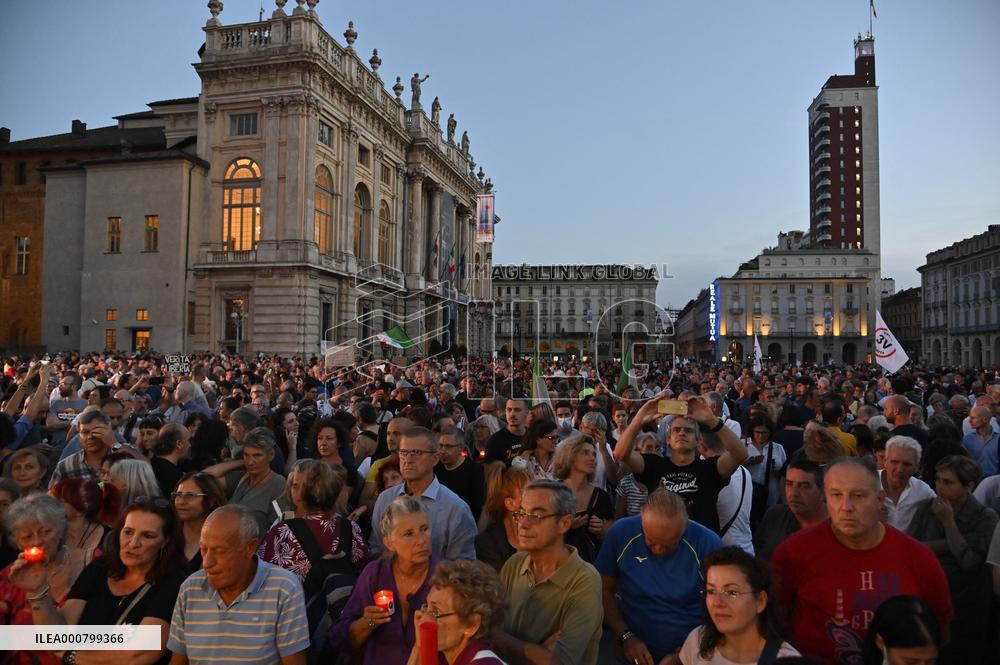 No Green Pass Protest - Turin