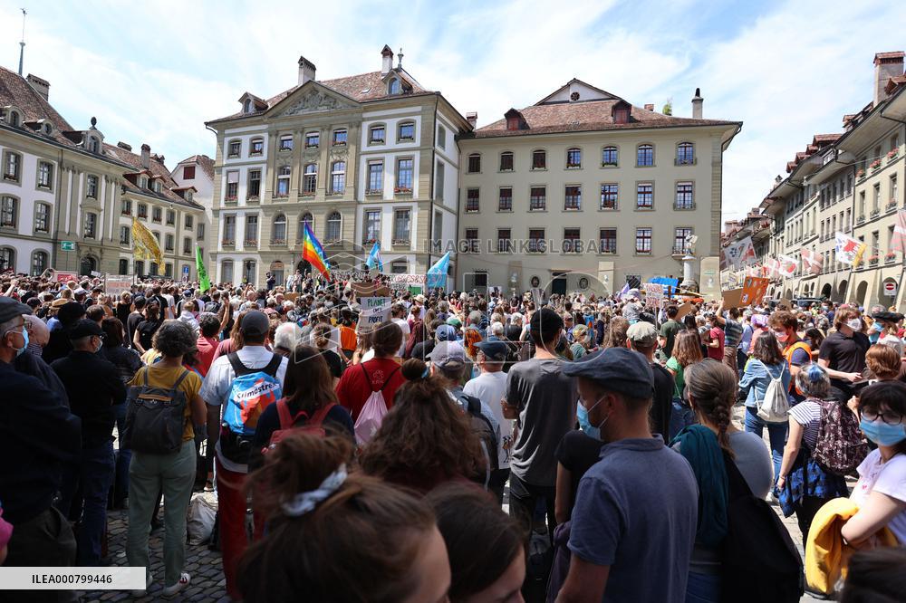 Rise Up For Change Demonstration - Bern