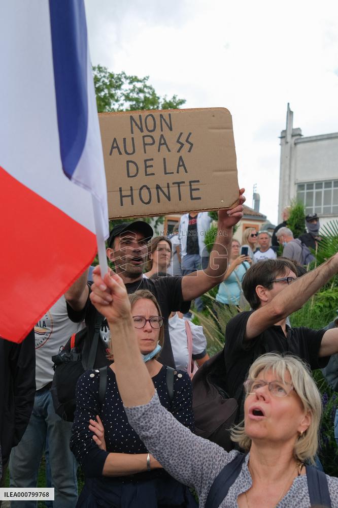 Demonstration Against The Sanitary Pass - Toulouse