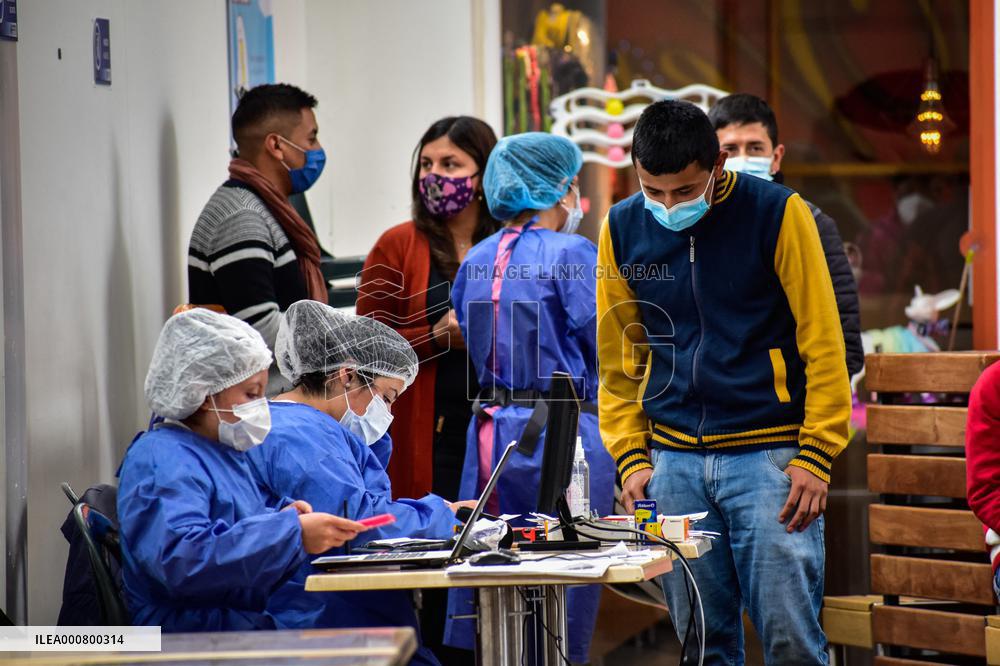 COVID-19 Vaccination - Colombia
