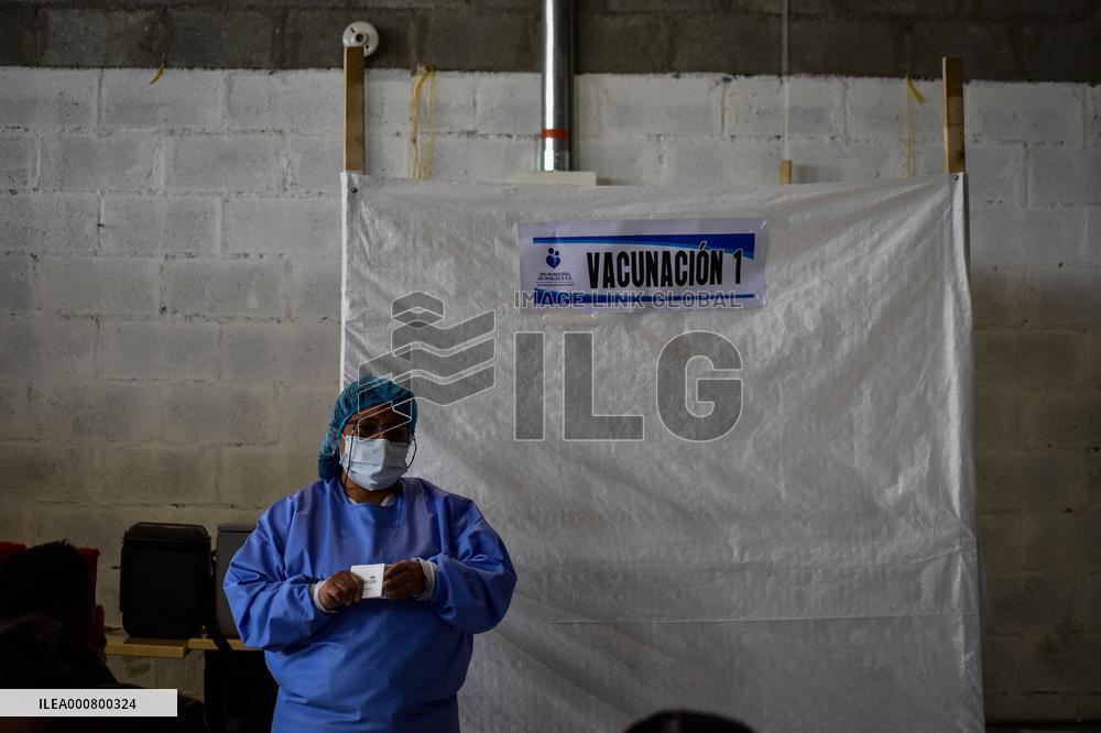 COVID-19 Vaccination - Colombia