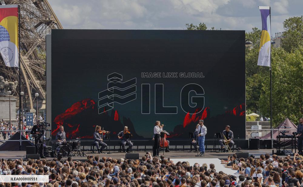 Olympic handover ceremony - Woodkid concert - Paris