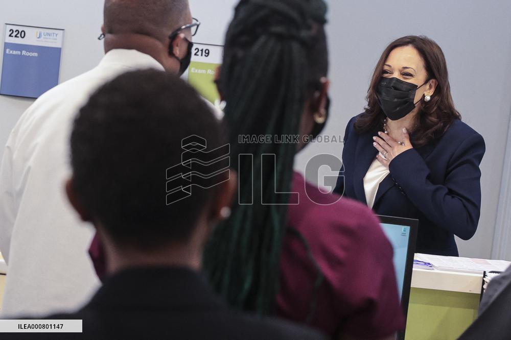 Vice President Kamala Harris visits Unity Health CareÕs Brentwood Health Center