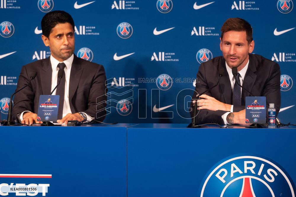 Lionel MessiUnveiling Press Conference - Paris