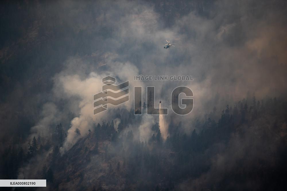 White Rock Lake Wildfire Expected To Grow - Canada