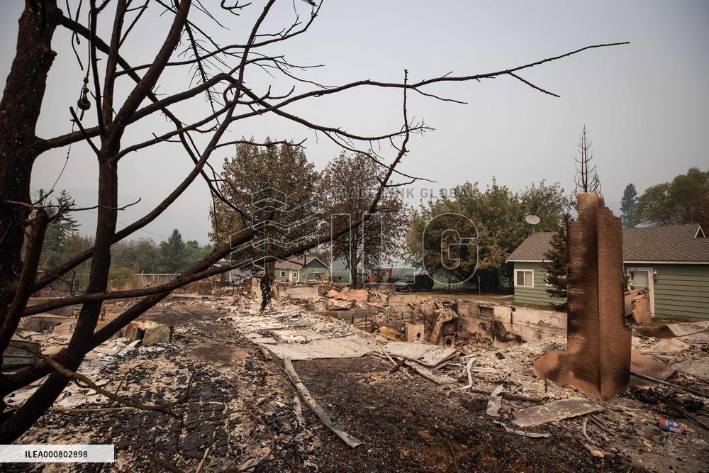 White Rock Lake Wildfire Aftermath - Canada