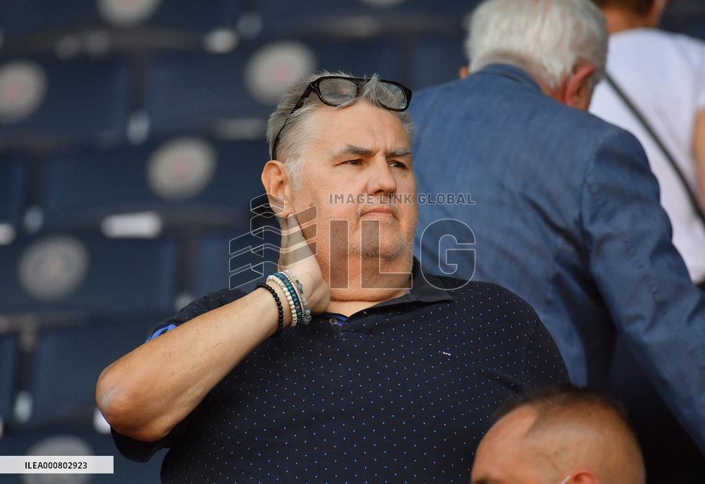 VIPs Watch PSG v Strasbourg