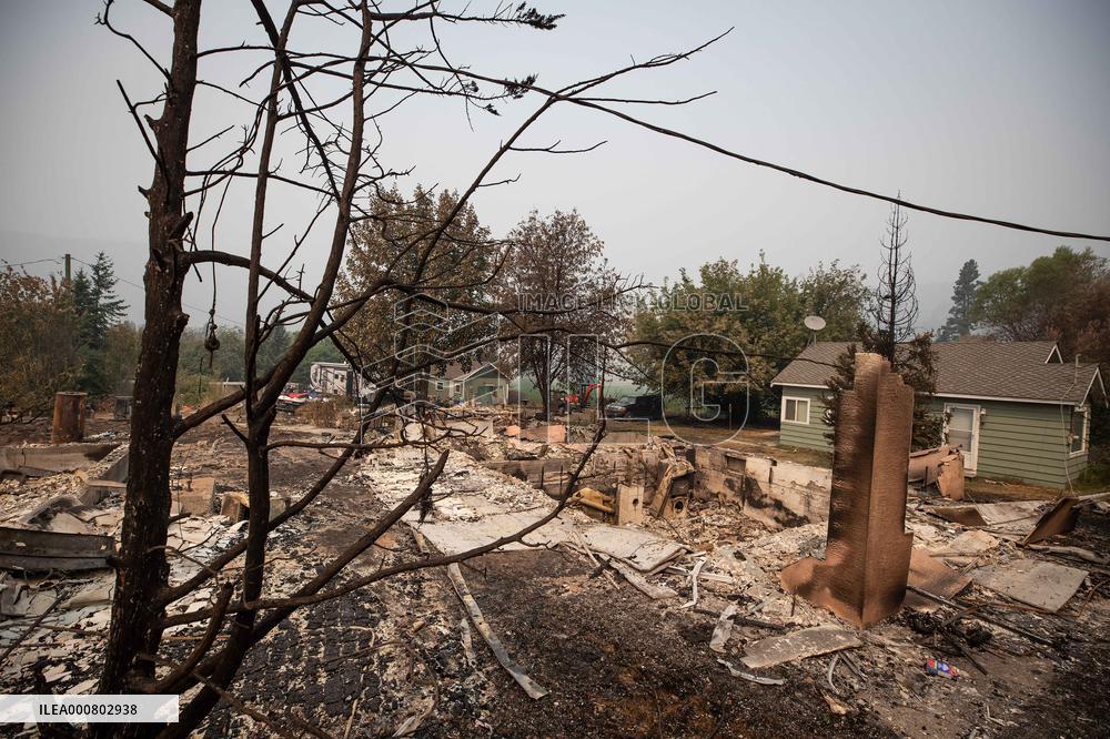 White Rock Lake Wildfire Aftermath - Canada