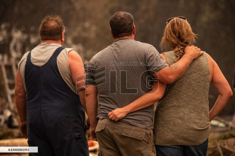 White Rock Lake Wildfire Aftermath - Canada