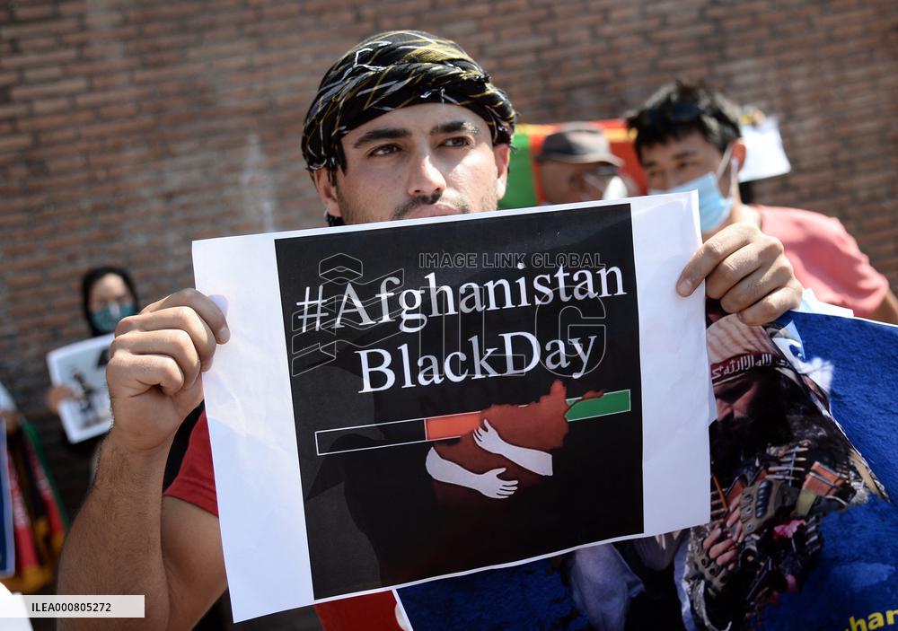 Demonstration in solidarity of the Afghan people in Rome