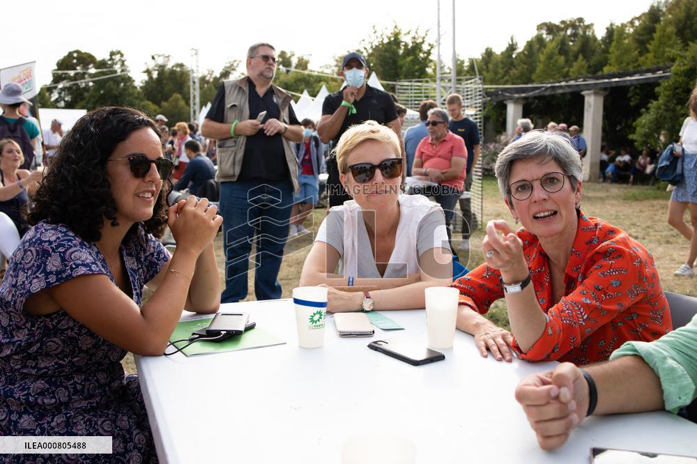 Ending of the French Green Party Summer Days - Poitiers