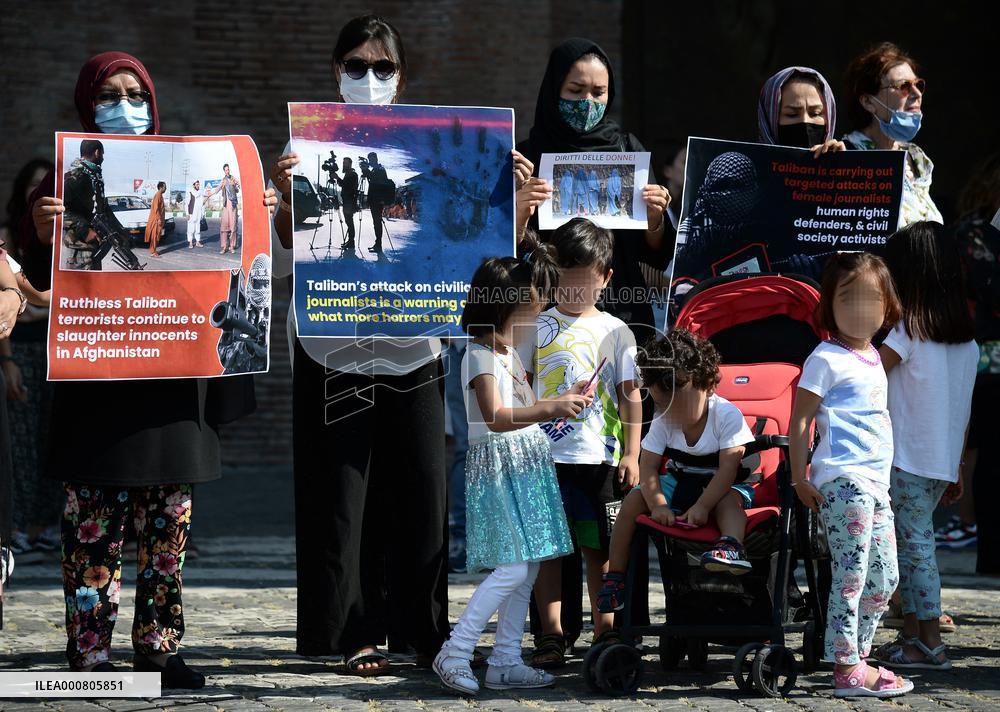 Demonstration in solidarity of the Afghan people in Rome
