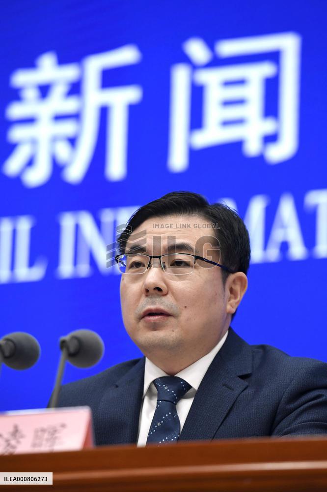 China's economic growth slows to 4.9% in 3Q