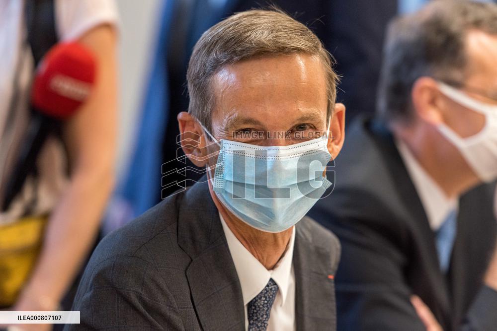 Eric Dupond-Moretti Visits The Judicial Court - Marseille