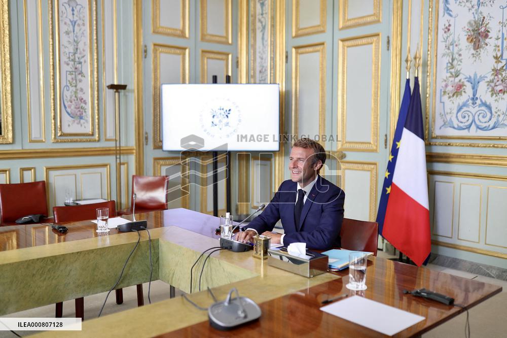 Emmanuel Macron holds virtual G7 meeting on Afghanistan crisis