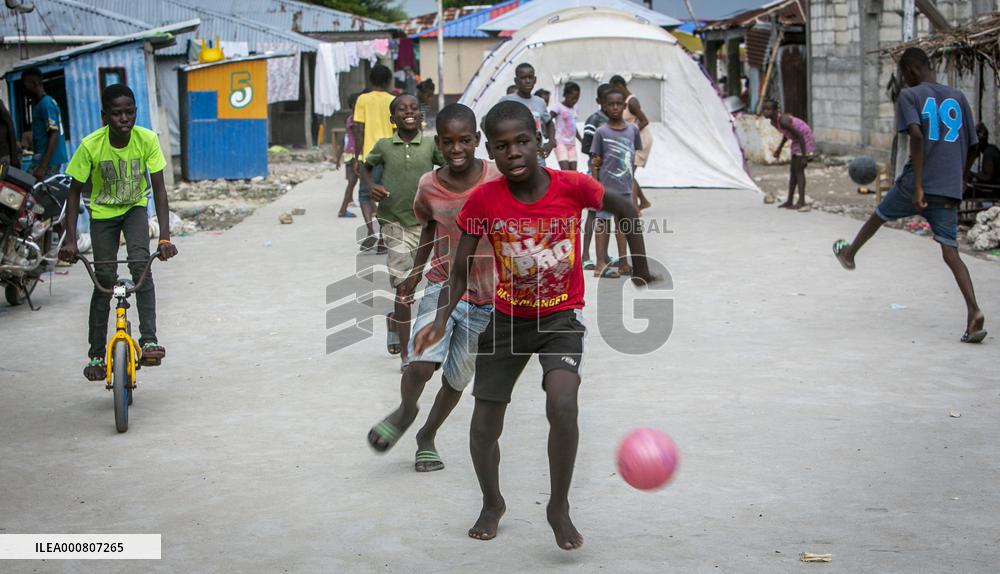 Thousands Left Homeless After Quake - Haiti