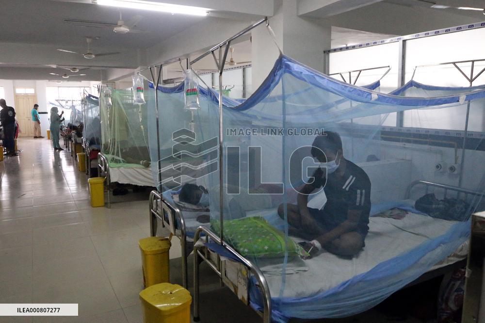 Bangladesh Battles Dengue Outbreak - Dhaka