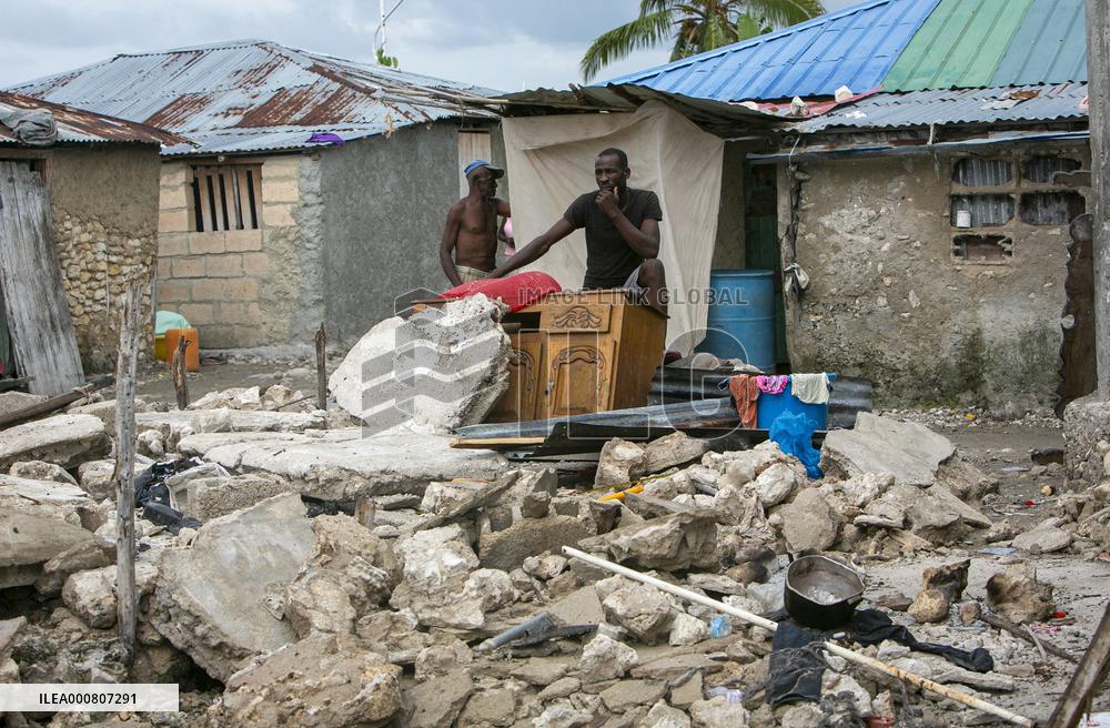 Thousands Left Homeless After Quake - Haiti