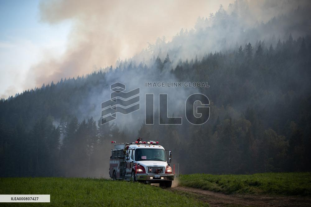 White Rock Lake Wildfire Aftermath - Canada