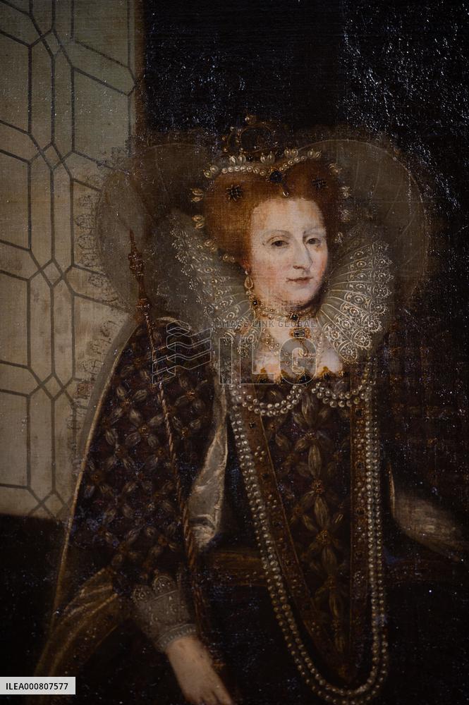 Emmanuel Macron visits Trinity College - Dublin