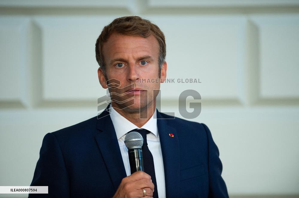 Emmanuel Macron visits Trinity College - Dublin