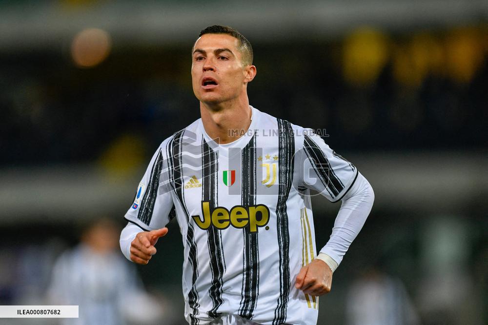 Manchester City In Talks To Sign Ronaldo