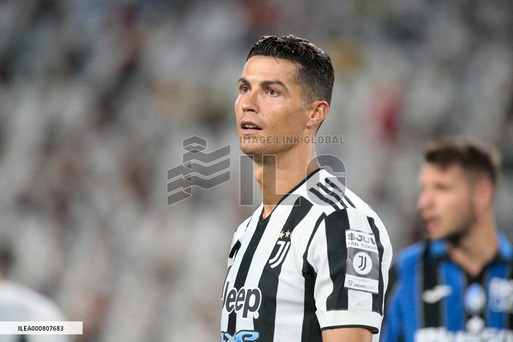 Manchester City In Talks To Sign Ronaldo