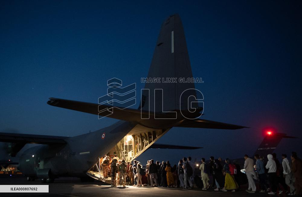 Afghan Refugees Fly To France