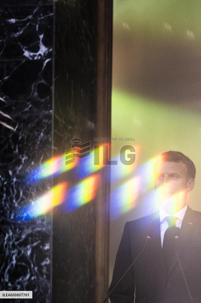 Emmanuel Macron and Irakian Prime Minister Moustafa Al-Kazimi make a statement to the press - Bagdad