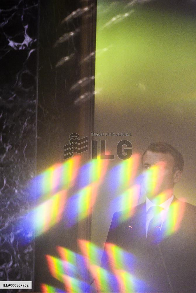 Emmanuel Macron and Irakian Prime Minister Moustafa Al-Kazimi make a statement to the press - Bagdad