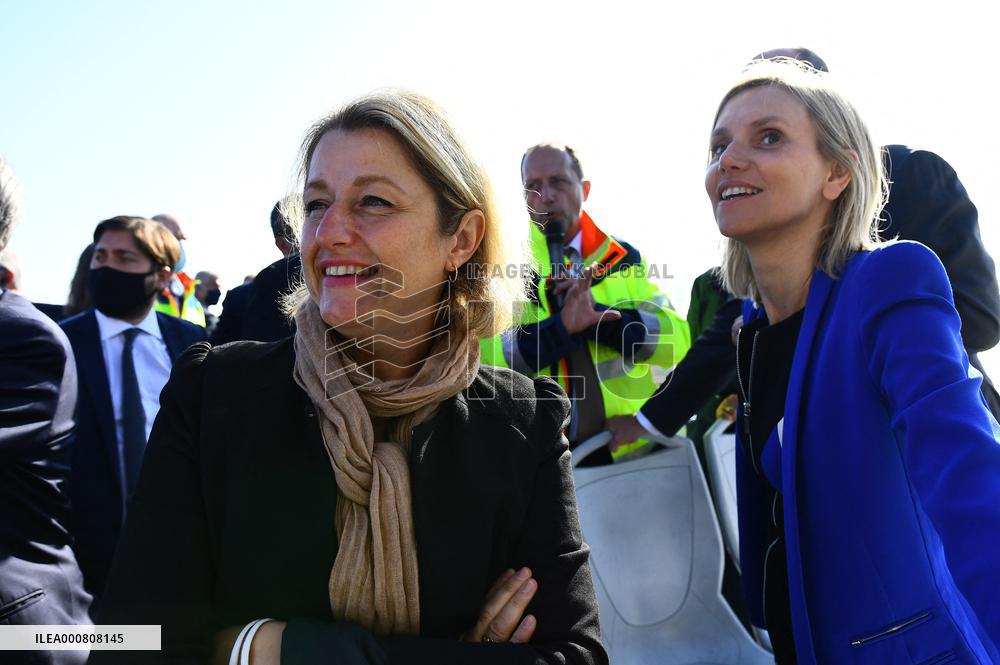 Prime minister Jean Castex  visiting the offshore site - St Nazaire