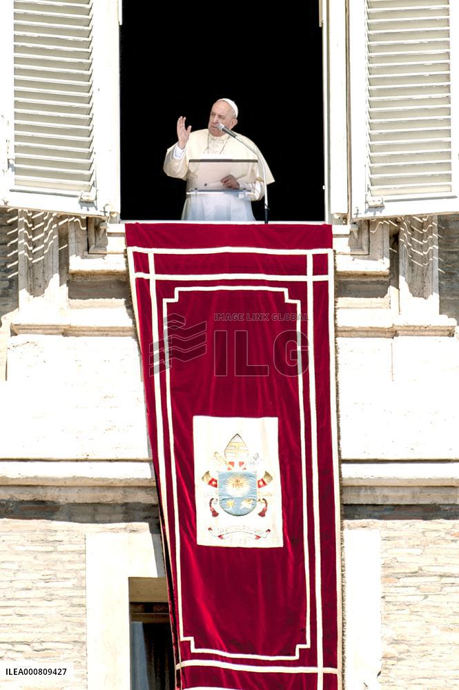 Pope Francis delivers his Angelus prayer - Vatican