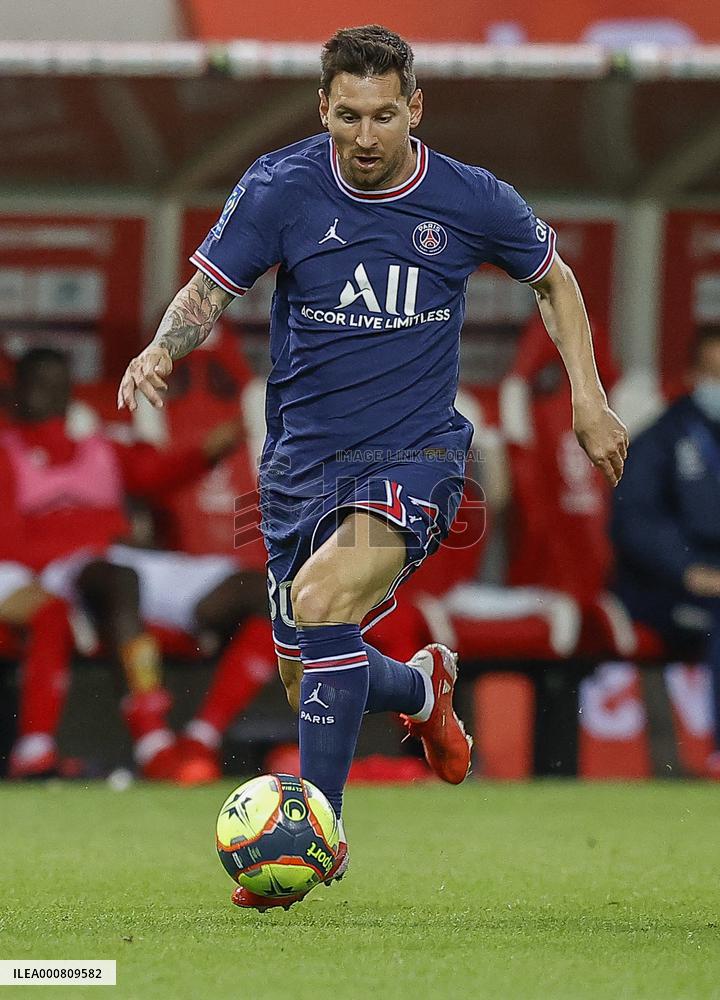 Ligue 1 - Messi Makes PSG Debut