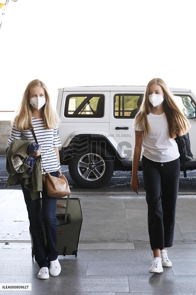 Spanish Royals Say Good Bye To Crown Princess Leonor