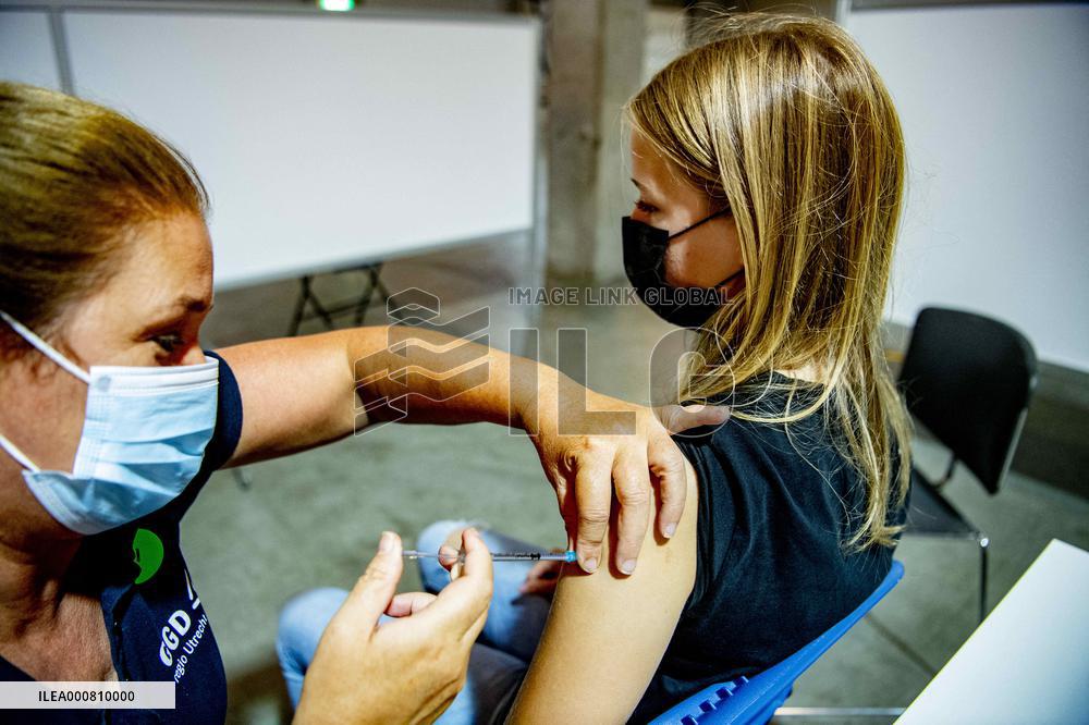 XL Vaccination Center in Netherlands