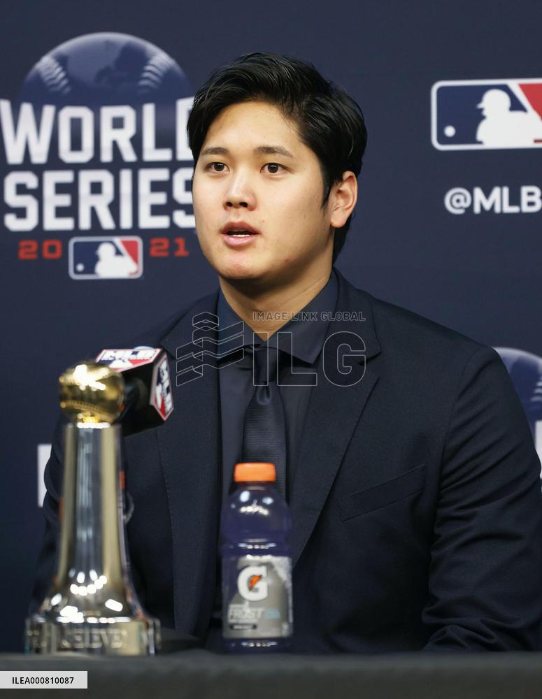 Ohtani gets special award from MLB commissioner