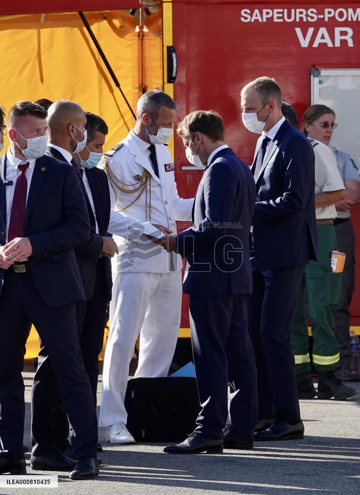 President Macron visits wildfire area - Le Luc