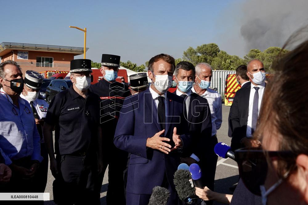 Macron visits wildfire area - Le Luc
