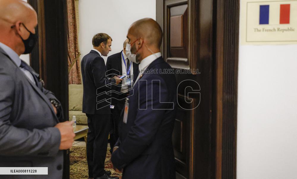 French President Emmanuel Macron meets with Jordan's King Abdullah II - Bagdhad