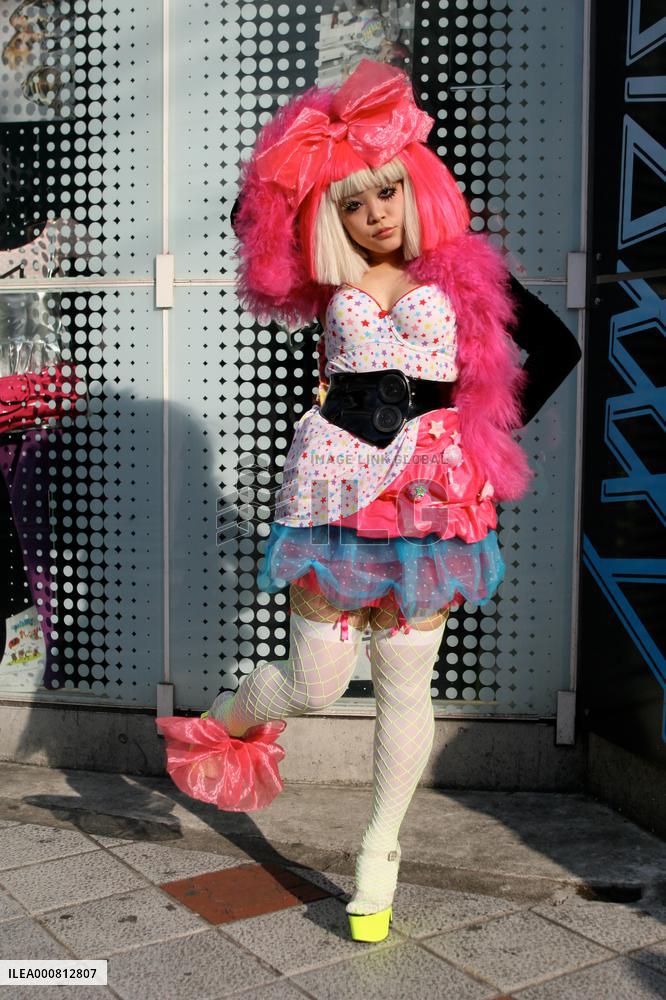 New Rave fashion